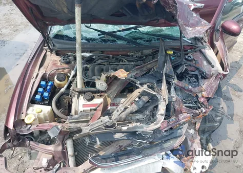 2001 Nissan Maxima Gxe/Se/Gle/20Th Anniv из США, поврежденный, VIN JN1CA31D31T813090